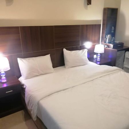 Nice View Hotel فندق الأطلالة الجميلة للعائلات فقط Akaba Eksteriør bilde