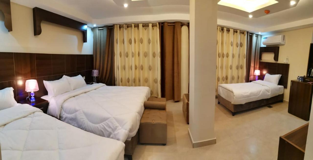 Nice View Hotel فندق الأطلالة الجميلة للعائلات فقط Akaba Eksteriør bilde