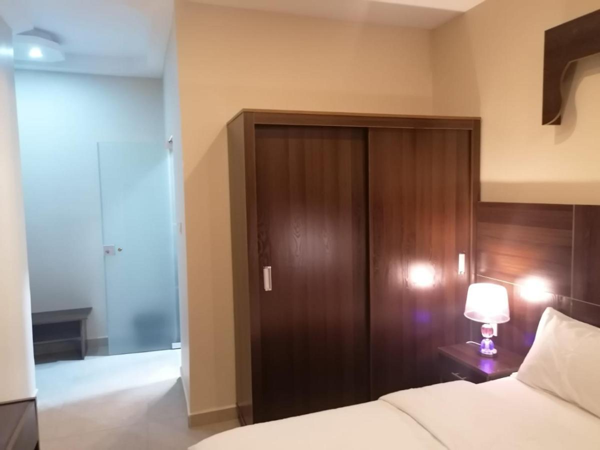 Nice View Hotel فندق الأطلالة الجميلة للعائلات فقط Akaba Eksteriør bilde